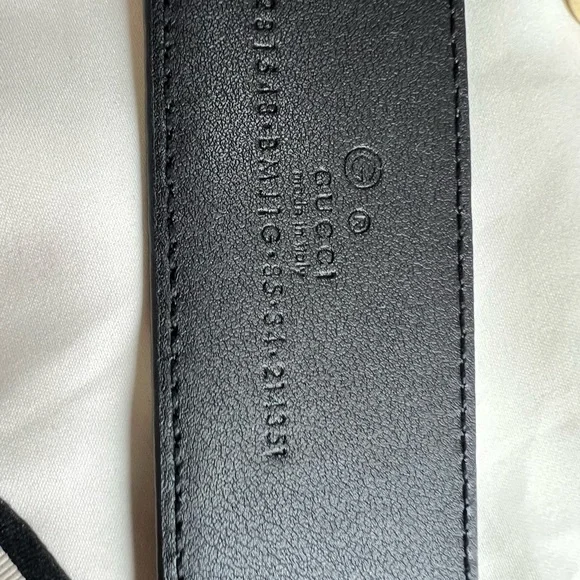 Gucci signature leather belt in black